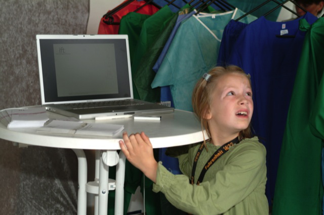 f1832-2006_6158.jpg