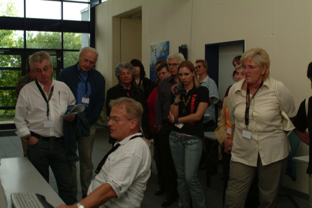 f1832-2006_6217.jpg