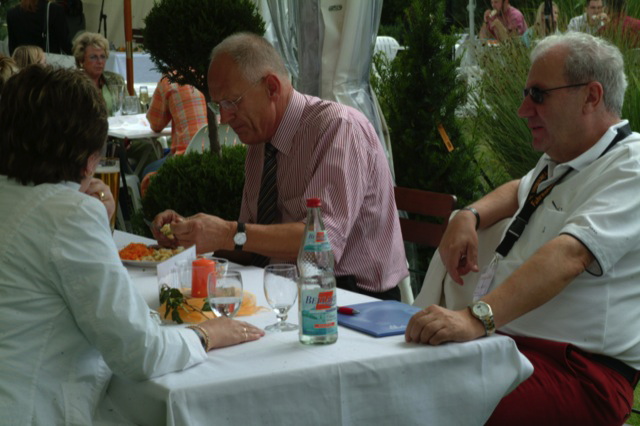 f1832-2006_6231.jpg